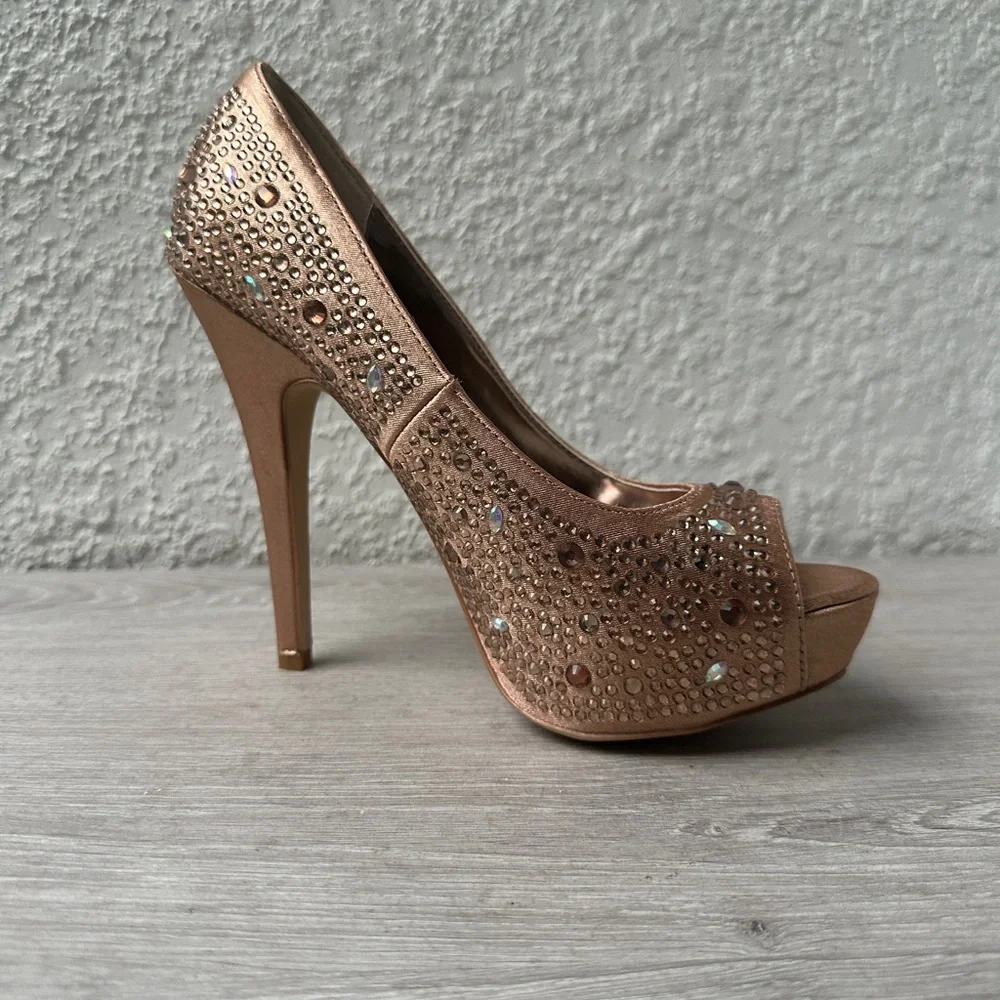 Steve Madden Sparkling Gold Peep-Toe Heels - Picture 15 of 17
